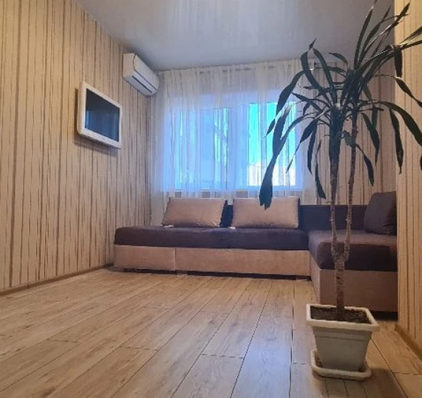 Fotografie 1. Garsonieră apartament, de închiriat. Odesa Хаджибейский (Малиновский)