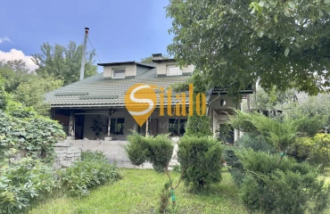 Foto Casa, en venta. Kyiv Дарницкий