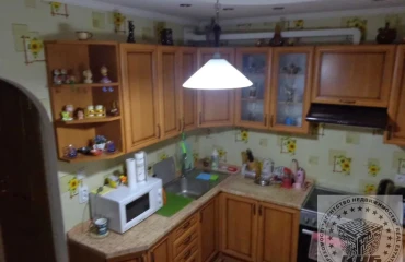 Foto Tres Ambientes piso, en venta. Kyiv Святошинский, Akademmistsechko