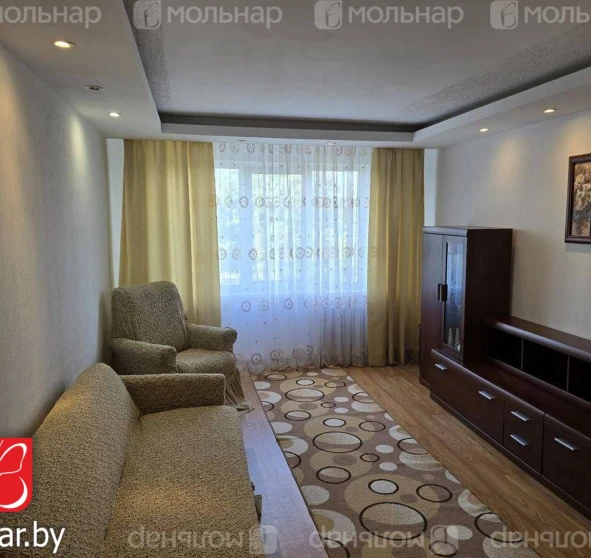 Foto 1. Dos Ambientes piso, en venta. Minsk Октябрьский