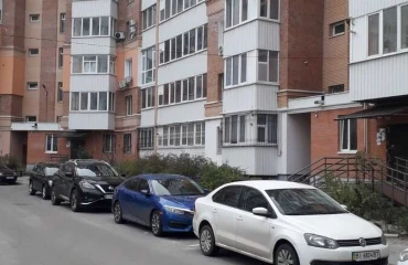 Zdjęcie Trzypokojowe mieszkanie, na sprzedaż. Poltava Подольский