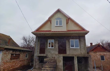Photo House, for sale. Kryvyi Rih