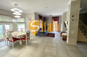Photo House, to rent. Hnidyn