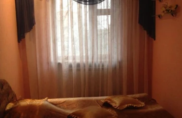 Foto Tres Ambientes piso, para alquilar. Poltava Шевченковский (Октябрьский)