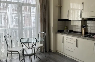 Foto Monoambiente piso, en venta. Kyiv Голосеевский