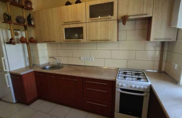 Fotografie Trei Camere apartament, de închiriat. Poltava Подольский