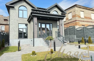 Photo House, for sale. Zaporizhzhia Александровский