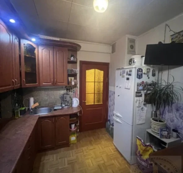 Fotografie 1. Trei Camere apartament, de vânzare. Kyiv Святошинский