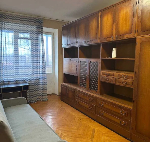 Фото 1. Трехкомнатная квартира, продажа. Киев Святошинский