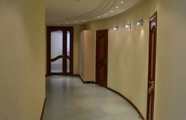 Foto Comercial, para alquilar. Kyiv