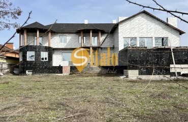 Photo House, for sale. Kyiv Дарницкий