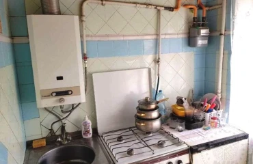 Foto Tres Ambientes piso, en venta. Kyiv Соломенский, Vokzalna