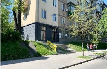 Foto Comercial, en venta. Kyiv Соломенский район