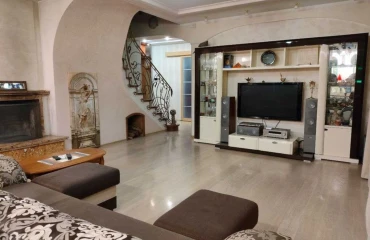 Photo House, for sale. Poltava