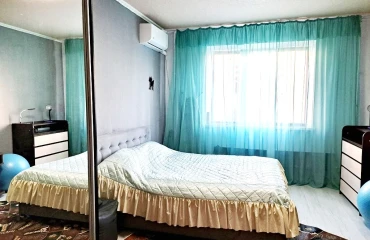 Photo Three-Room flat, for sale. Kyiv Дарницкий район, Pozniaky