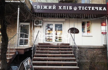Foto Comercial, para alquilar. Kyiv Дарницкий