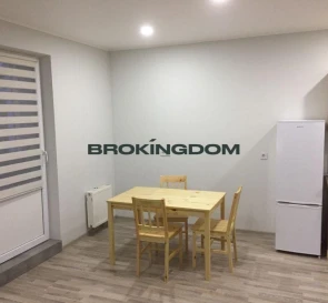 Foto 5. Monoambiente piso, en venta. Kotsiubynske